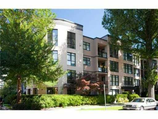 I have sold a property at 213 2181 10TH AVE W in Vancouver
